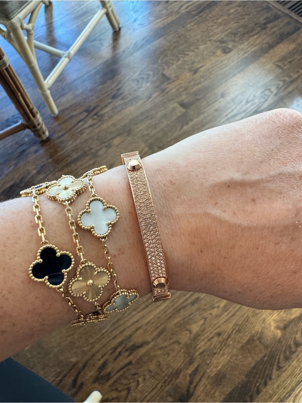 Michael Kors Crystal Pave Astor Stud Bangle Bracelet Rose Gold - Picture 8 of 10